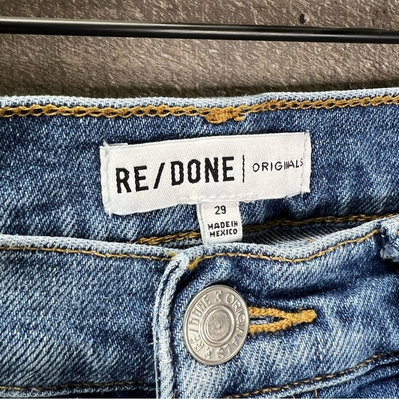 Re/Done Originals High Rise Ankle Crop Jeans in Dusty Blue - Picture 6 of 12
